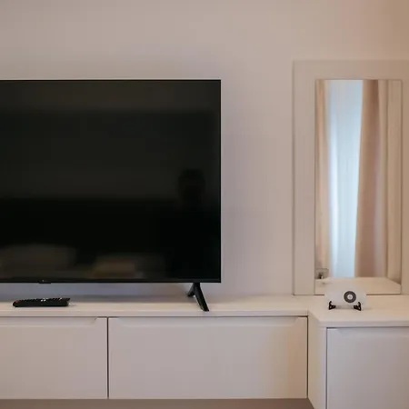 Ava Circumvalatiunii 32 * Timisoara