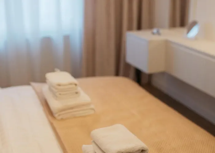 Ava Circumvalatiunii 32